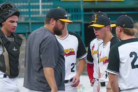 Mainline Pharmacy knocks out Imler’s Poultry from AAABA Tournament
